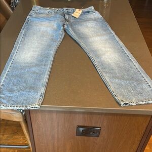 NWT Men's Levi’s 505 straight leg Blue Jeans
